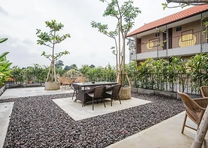 Tanaga Coliving Hotel