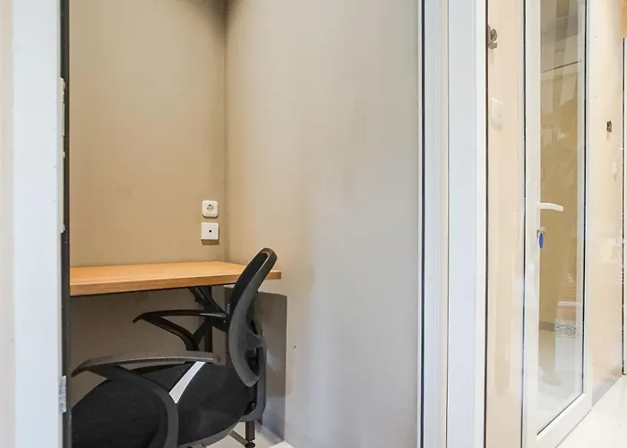 Tanaga Coliving Hotel