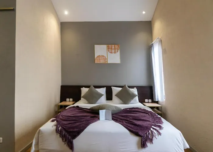 Tanaga Coliving Hotel Seminyak
