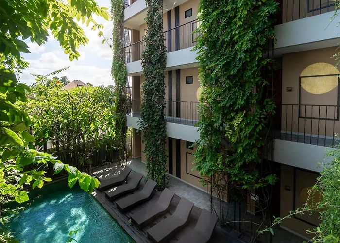 Tanaga Coliving Hotel Seminyak