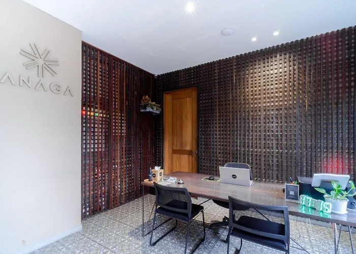 Tanaga Coliving فندق